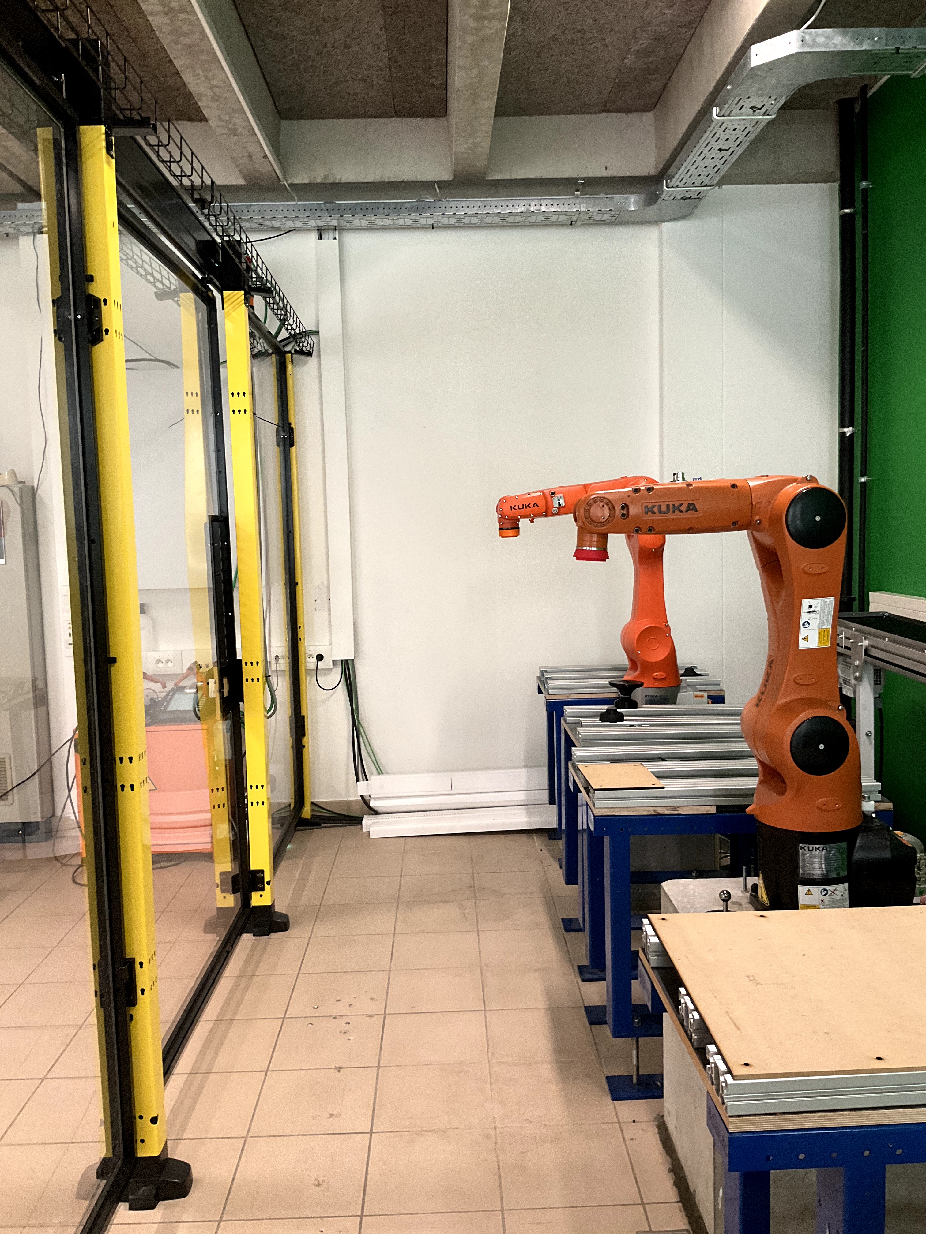 KUKA R10 R1100-2
